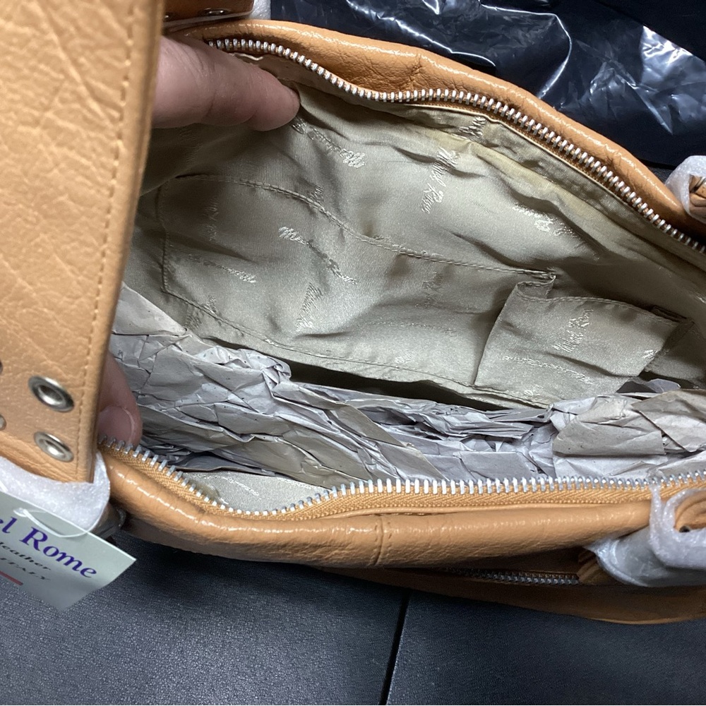 Michael Rome Bag - Picture 7 of 9
